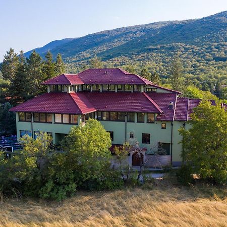Holiday Resort Zlatni Dol Mostar Goranci Eksteriør billede