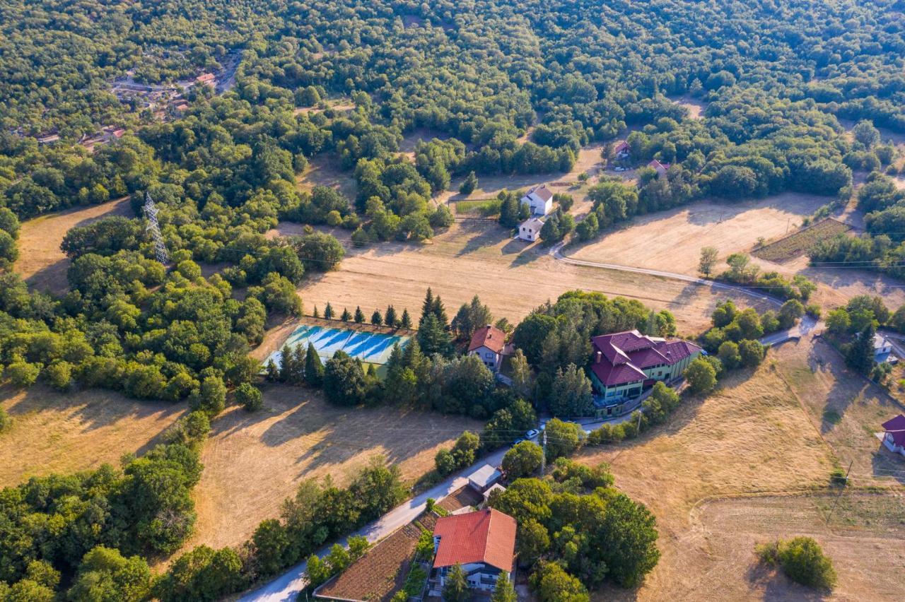 Holiday Resort Zlatni Dol Mostar Goranci Eksteriør billede